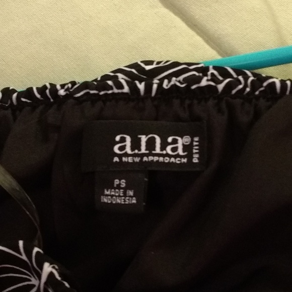 Fun strapless summer dress - Picture 7 of 7